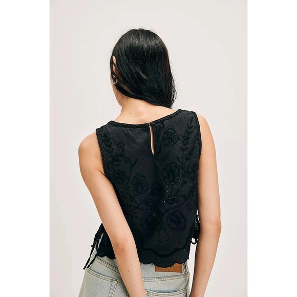 Free People Faded Gardens Tank Cropped Top Floral Embroidered Black XS 283663 - Picture 3 of 8